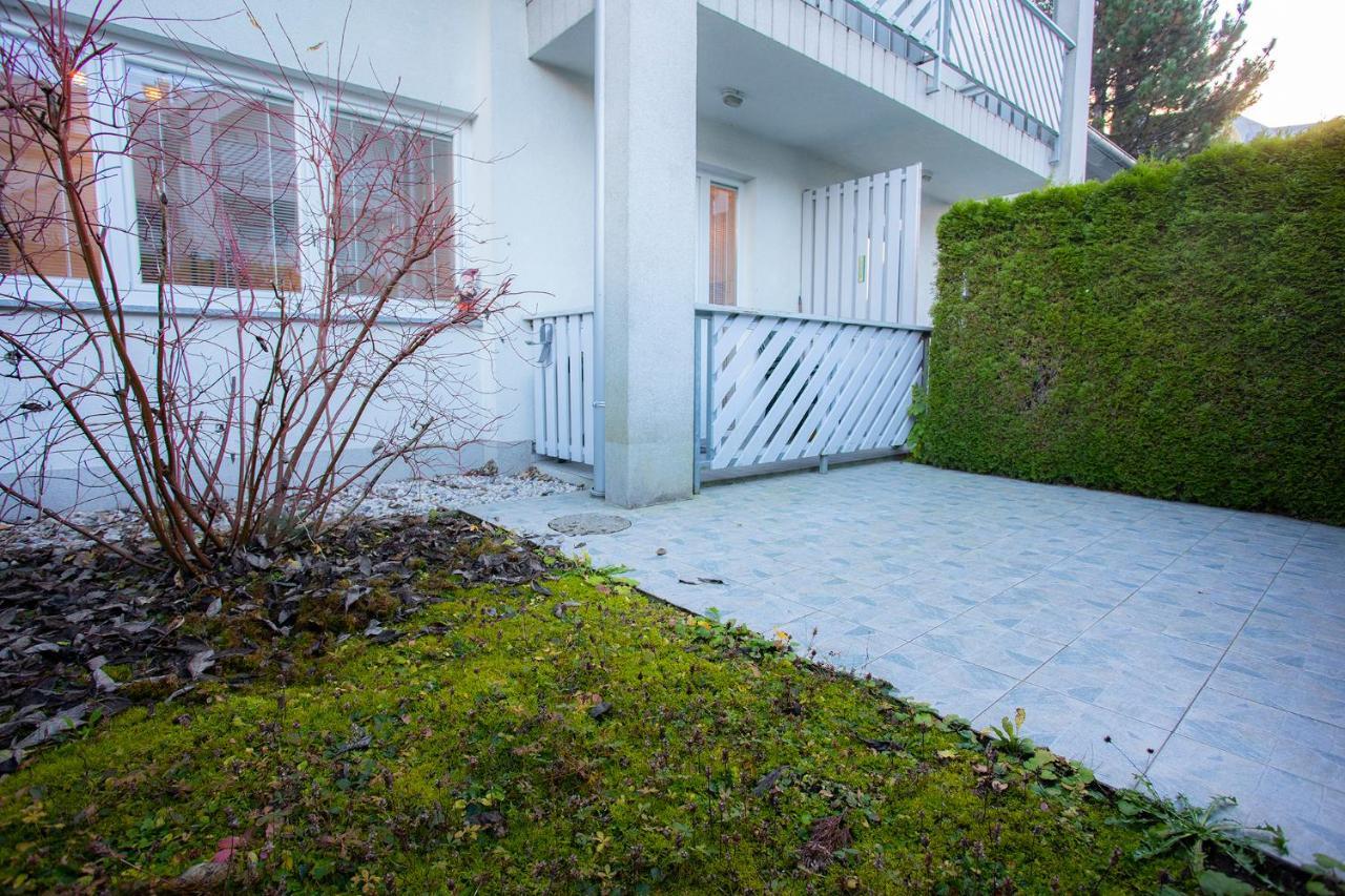 Apartments Agenija בלד מראה חיצוני תמונה
